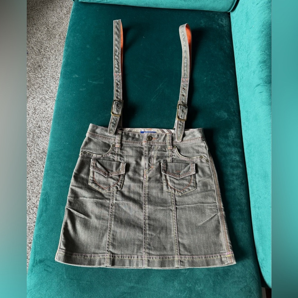 Authentic Burberry strap’s skirt